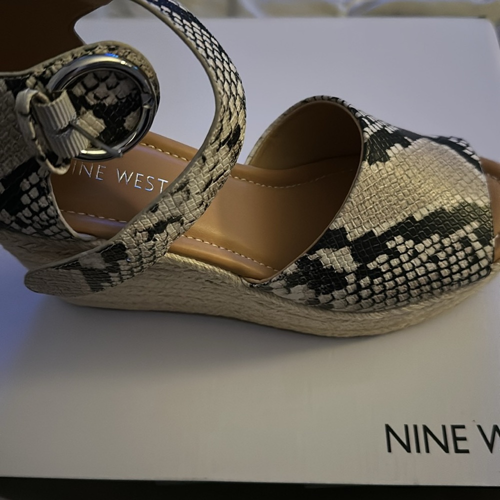 Snake Skin Pattern Wedge - image 3